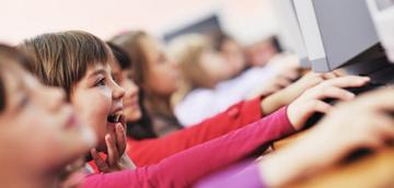 learning and understanding for deaf children in uk education